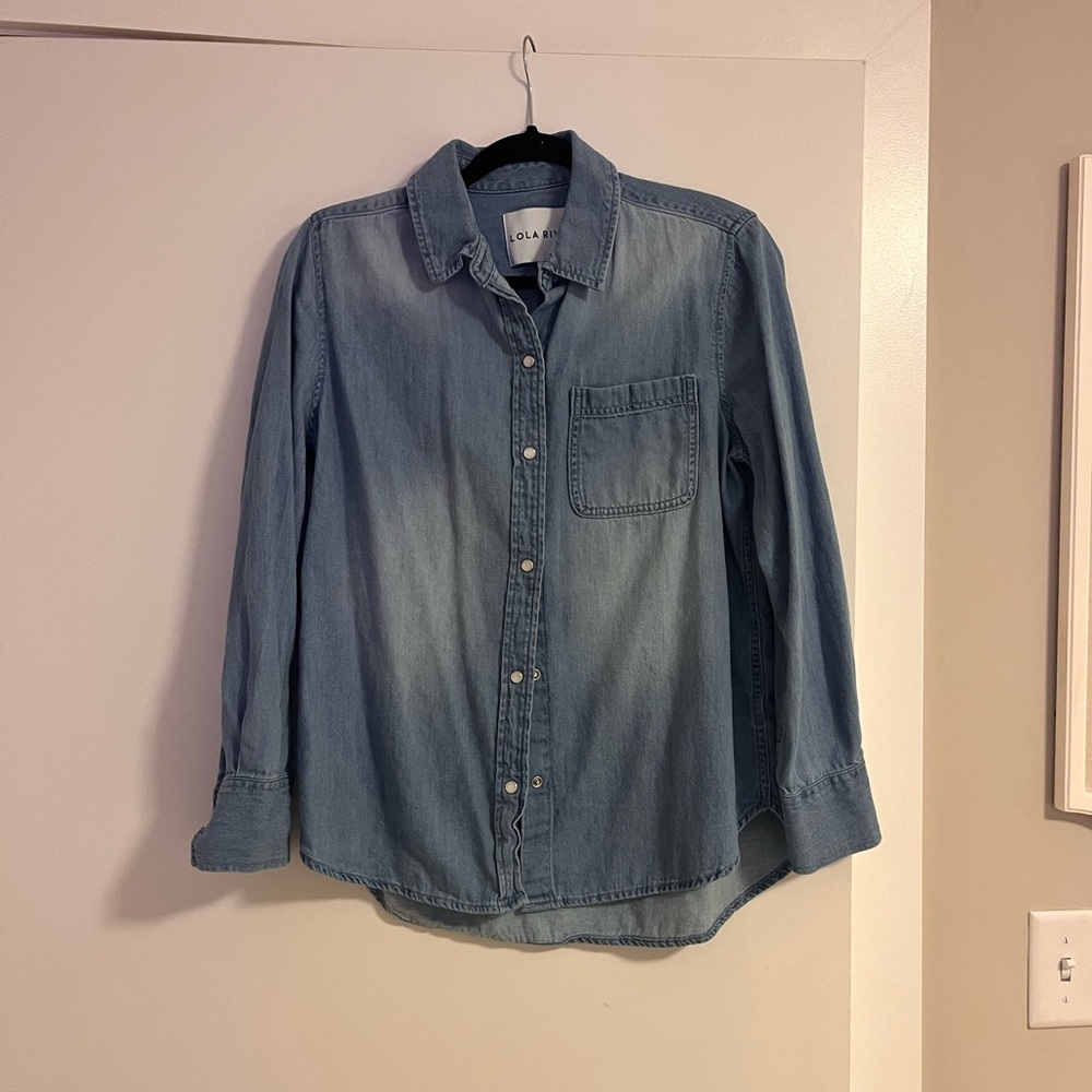 Light Blue Denim Button-Down Shirt - Women